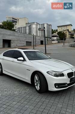 Седан BMW 5 Series 2016 в Киеве