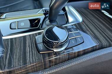 Седан BMW 5 Series 2017 в 
