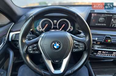 Седан BMW 5 Series 2017 в 