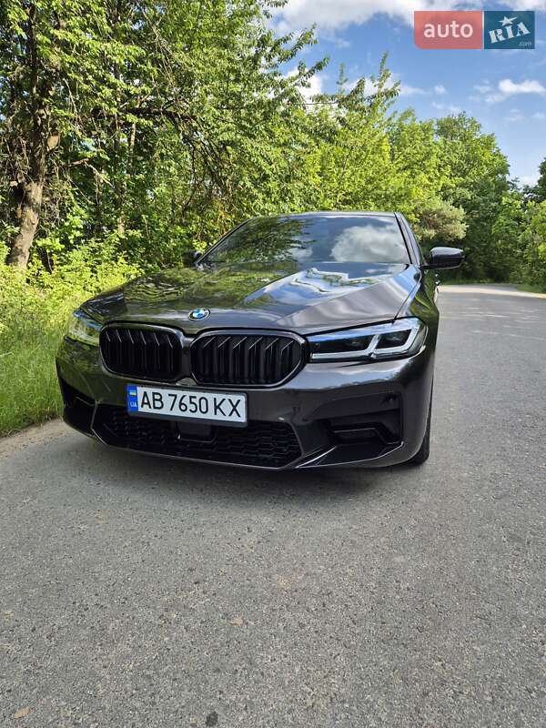 Седан BMW 5 Series 2018 в Шаргороде