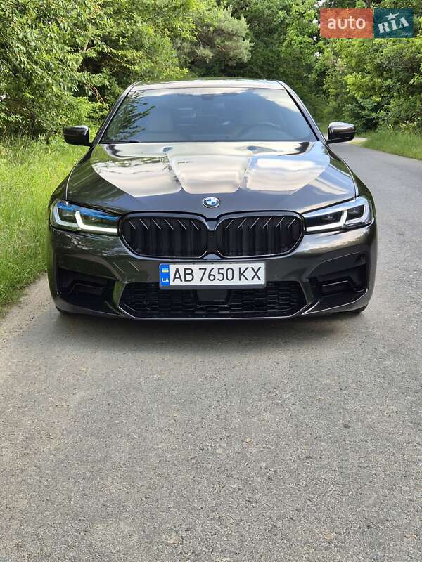 Седан BMW 5 Series 2018 в Шаргороде