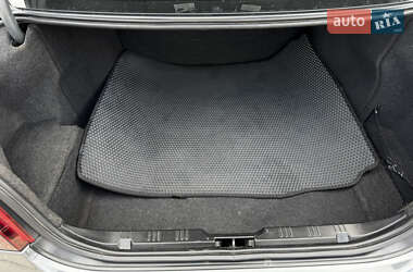 Седан BMW 5 Series 2009 в 