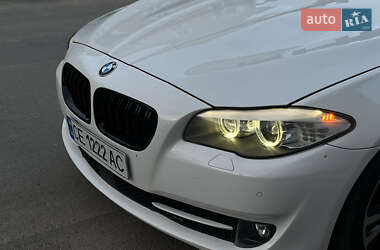 Седан BMW 5 Series 2012 в 