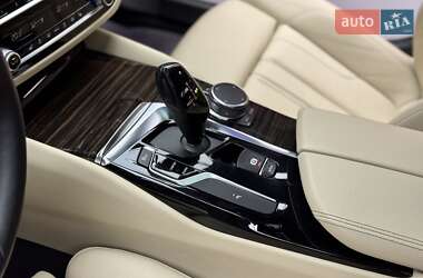 Седан BMW 5 Series 2018 в 