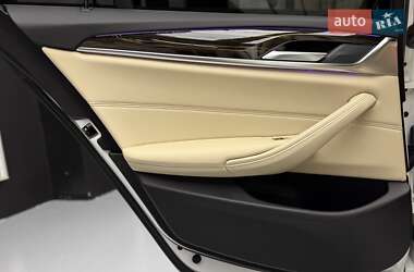 Седан BMW 5 Series 2018 в 