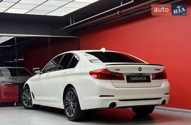 Седан BMW 5 Series 2018 в 