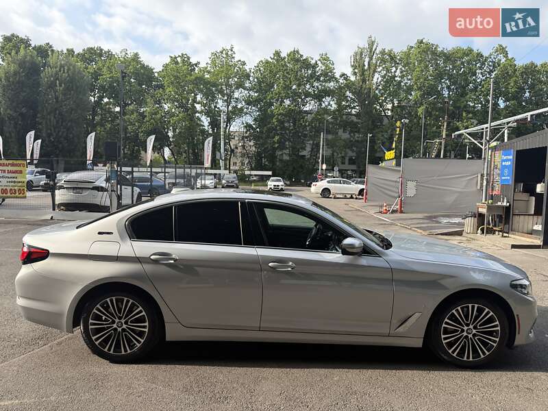 Седан BMW 5 Series 2018 в Вінниці