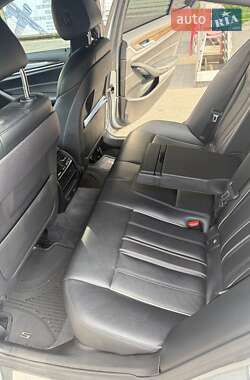 Седан BMW 5 Series 2018 в 