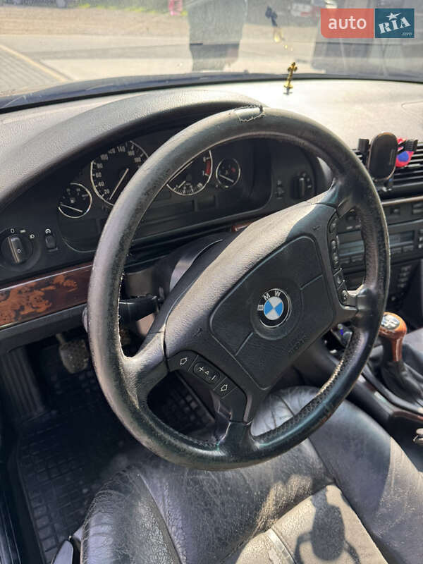 Седан BMW 5 Series 1997 в Львове