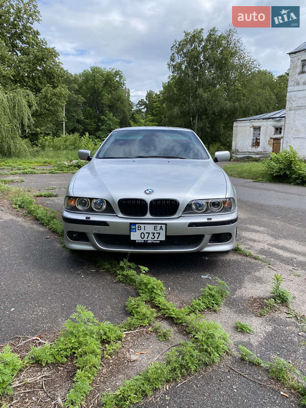 Седан BMW 5 Series 2002 в Семенівці