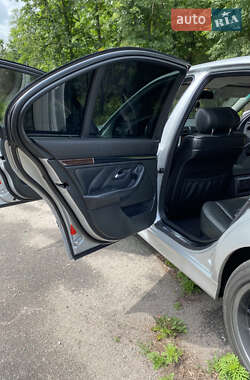 Седан BMW 5 Series 2002 в 