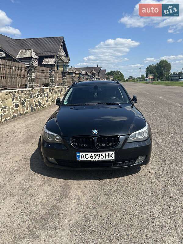 Универсал BMW 5 Series 2010 в 
