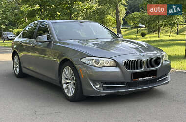 Седан BMW 5 Series 2012 в 