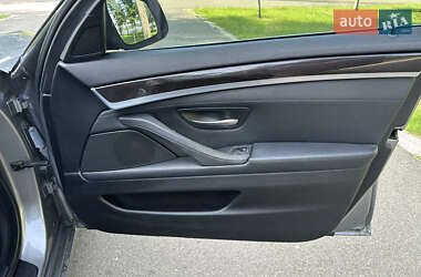 Седан BMW 5 Series 2012 в 