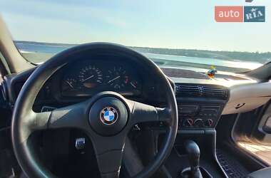 Седан BMW 5 Series 1988 в 