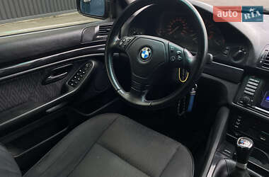 Седан BMW 5 Series 2001 в 