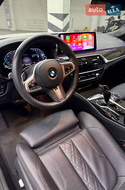 Седан BMW 5 Series 2020 в 