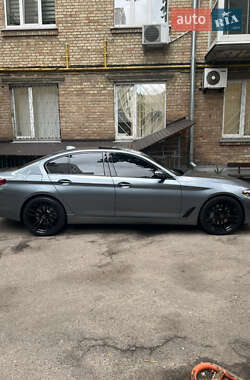 Седан BMW 5 Series 2017 в 