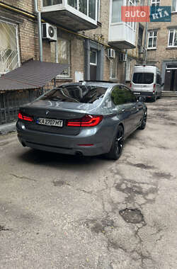 Седан BMW 5 Series 2017 в 
