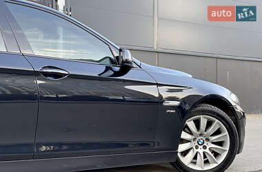 Седан BMW 5 Series 2011 в 