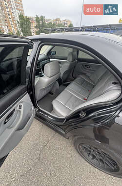 Седан BMW 5 Series 2000 в 