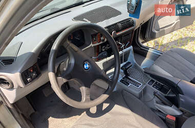 Седан BMW 5 Series 1990 в 