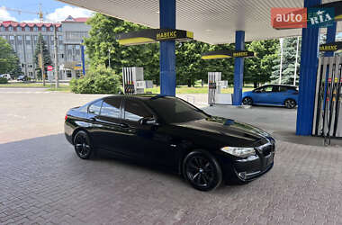 Седан BMW 5 Series 2012 в Черновцах