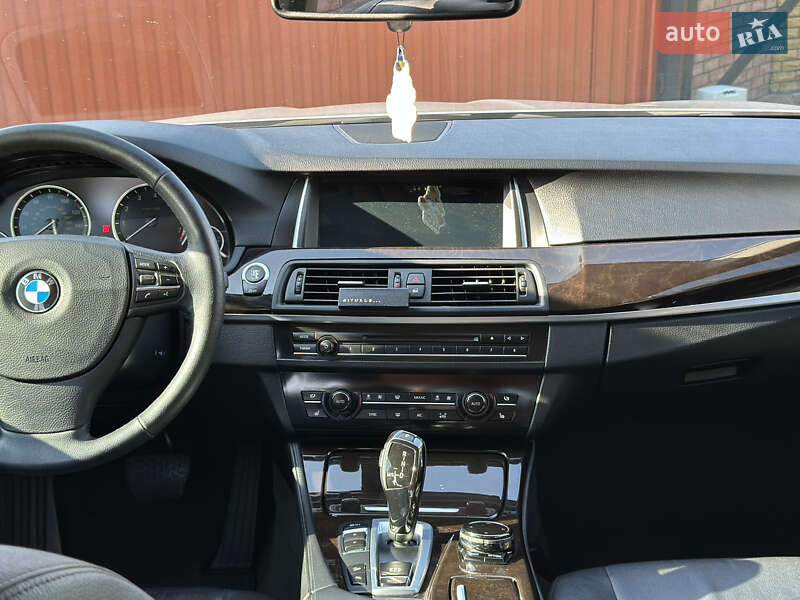 Седан BMW 5 Series 2014 в Луцьку