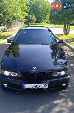 Седан BMW 5 Series 2000 в 