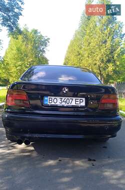 Седан BMW 5 Series 2000 в 