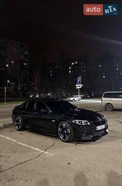 Седан BMW 5 Series 2013 в Миколаєві