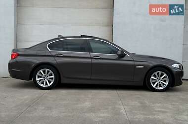Седан BMW 5 Series 2011 в 