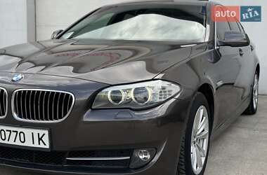 Седан BMW 5 Series 2011 в 