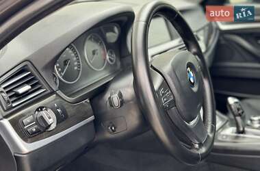 Седан BMW 5 Series 2011 в 