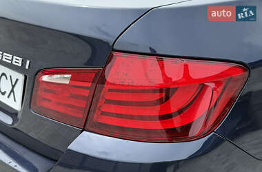 Седан BMW 5 Series 2012 в 