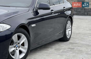Седан BMW 5 Series 2012 в 