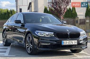Седан BMW 5 Series 2017 в Ровно