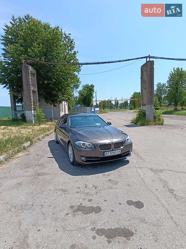 Седан BMW 5 Series 2013 в Ивано-Франковске