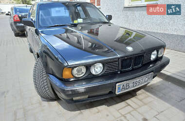 Седан BMW 5 Series 1988 в Ладижині