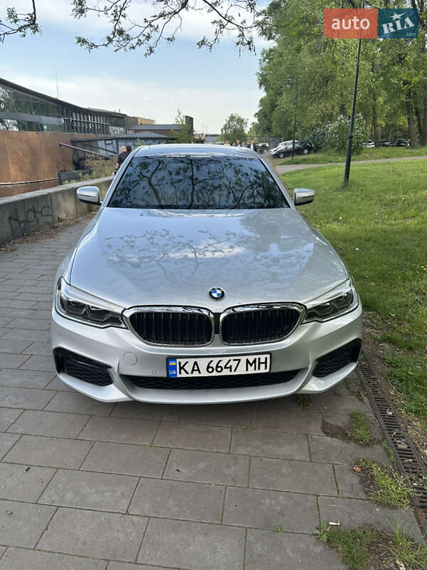 Седан BMW 5 Series 2017 в Киеве