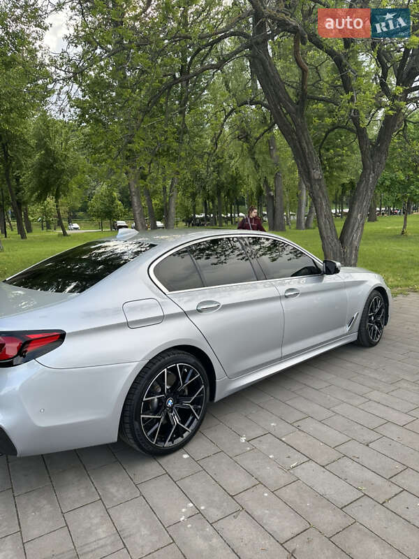 Седан BMW 5 Series 2017 в Киеве