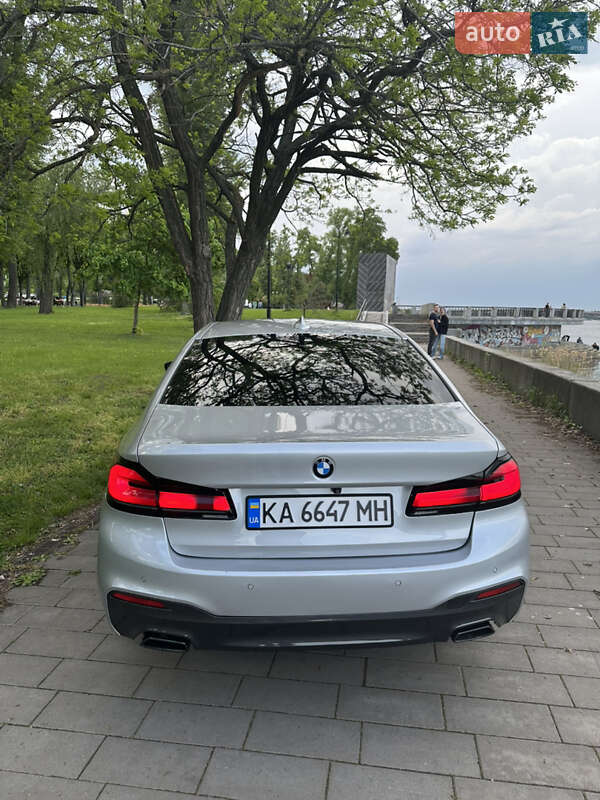 Седан BMW 5 Series 2017 в Киеве