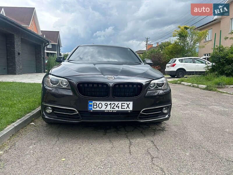 Седан BMW 5 Series 2015 в 