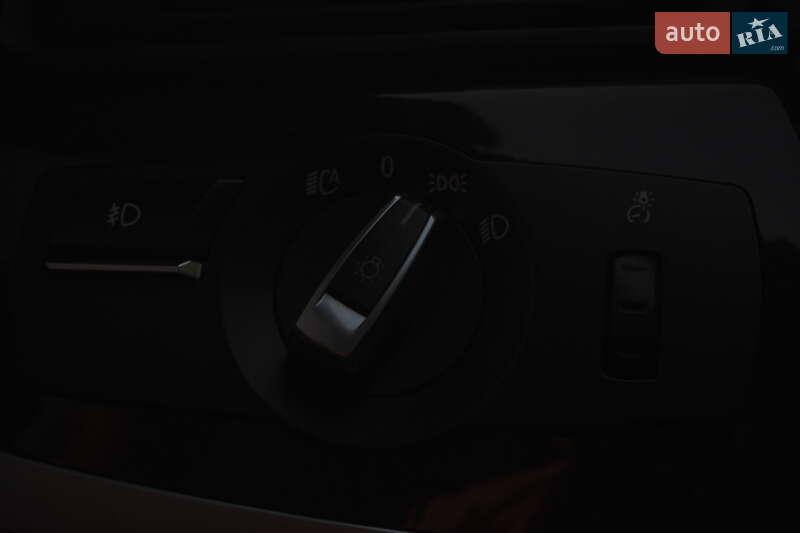 Седан BMW 5 Series 2016 в Ременеві