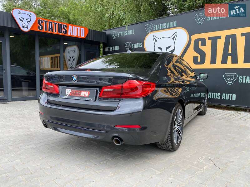 Седан BMW 5 Series 2017 в Хмельницком