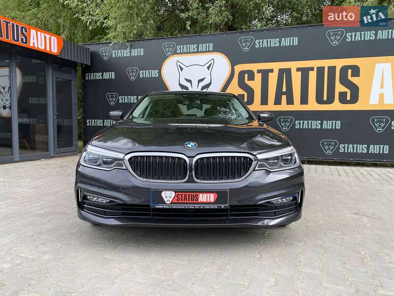 Седан BMW 5 Series 2017 в Хмельницком