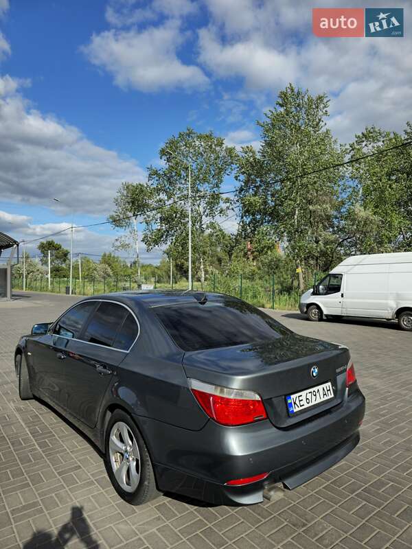 Седан BMW 5 Series 2006 в Дніпрі