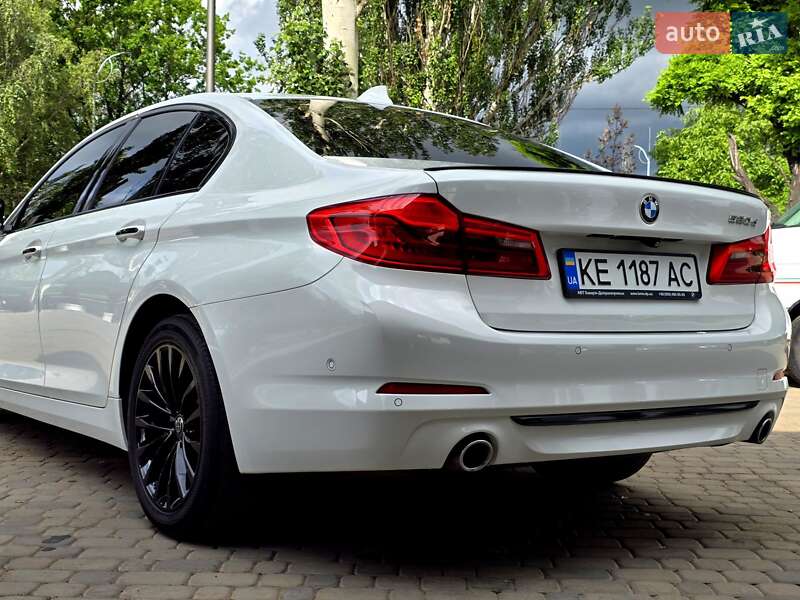 Седан BMW 5 Series 2018 в Києві