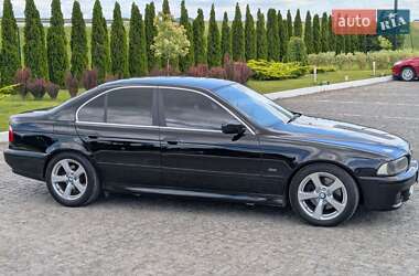 Седан BMW 5 Series 2001 в 