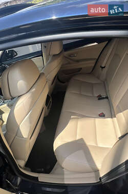 Седан BMW 5 Series 2013 в 
